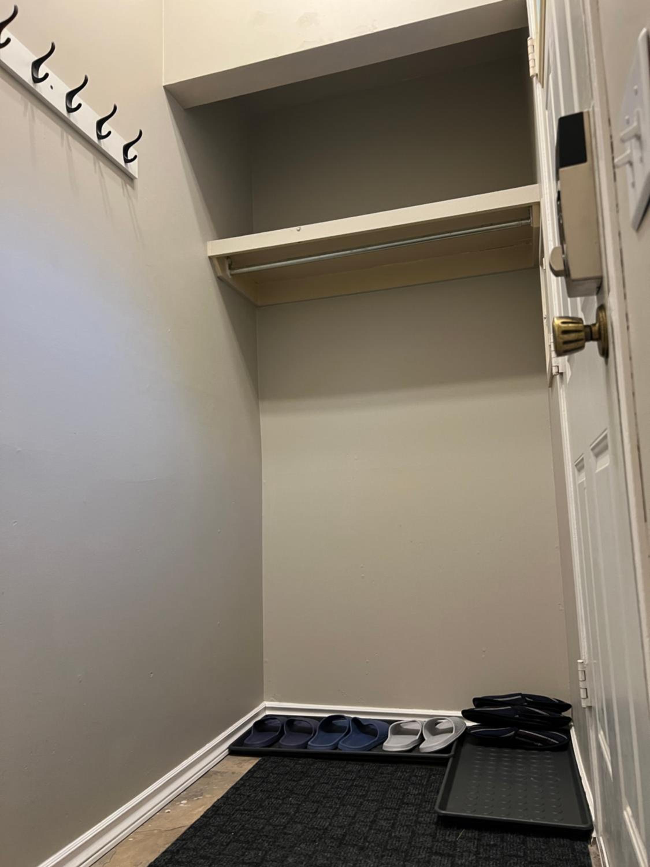 Modern Single house-Great deal for longer Stay