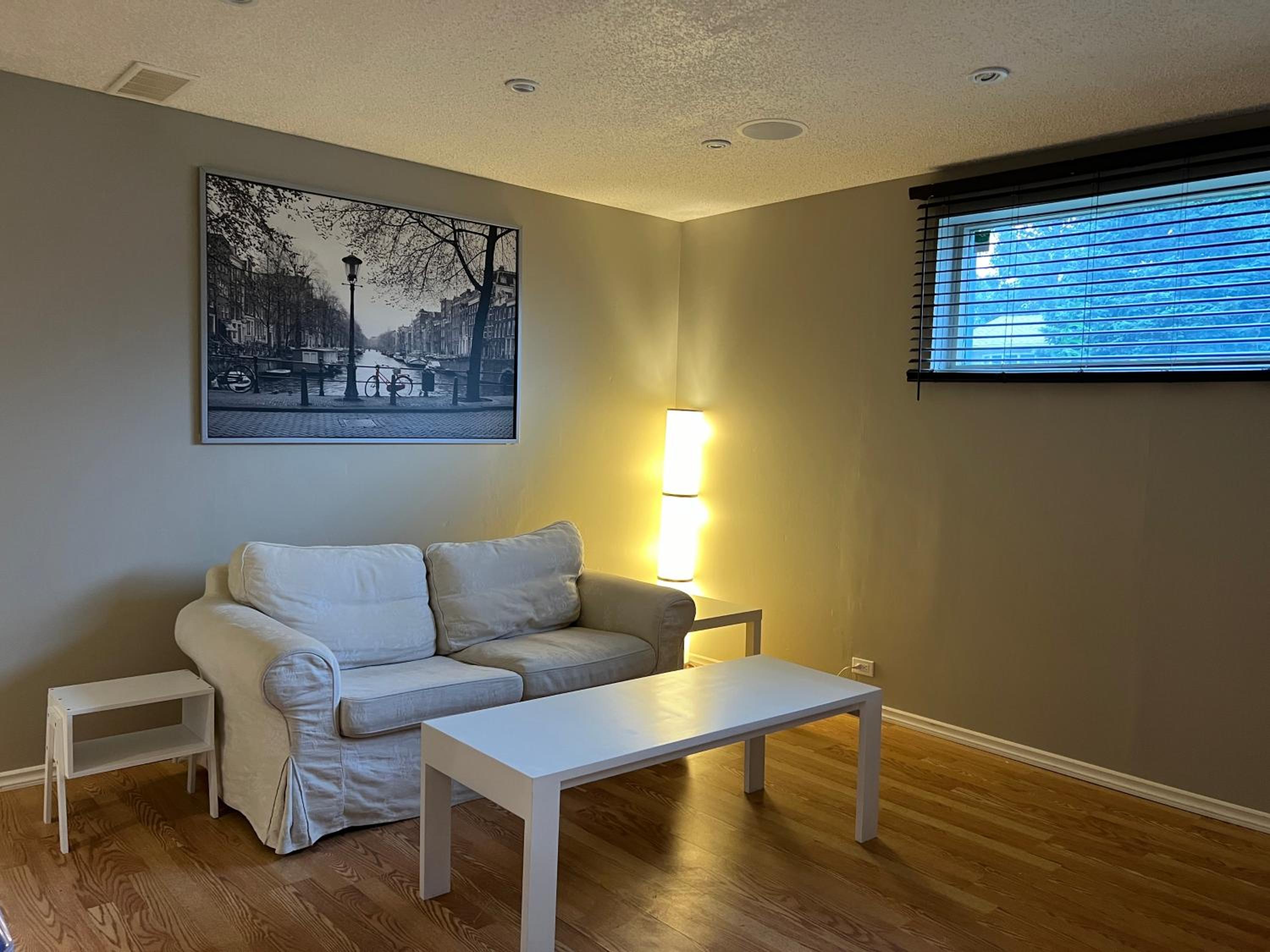 Modern Single house-Great deal for longer Stay