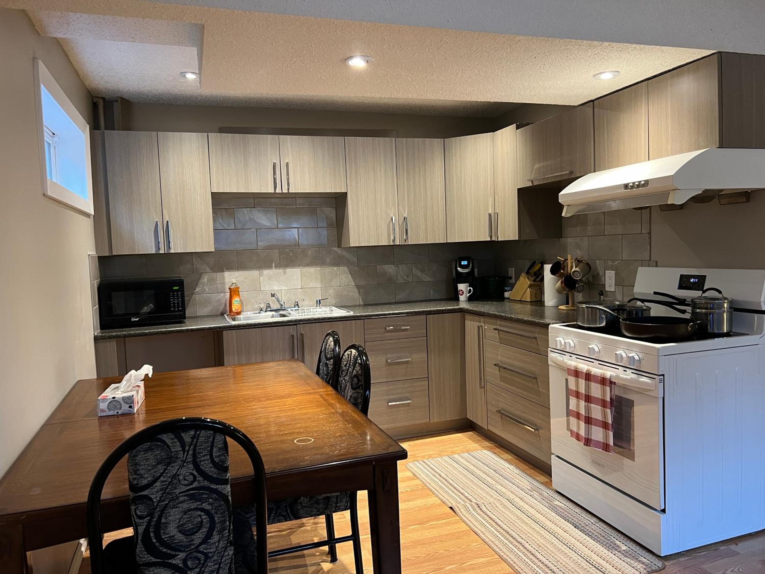 Modern Single house-Great deal for longer Stay