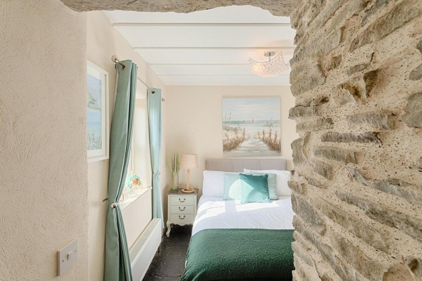 The Boathouse on the Atlantic Sea view 2
