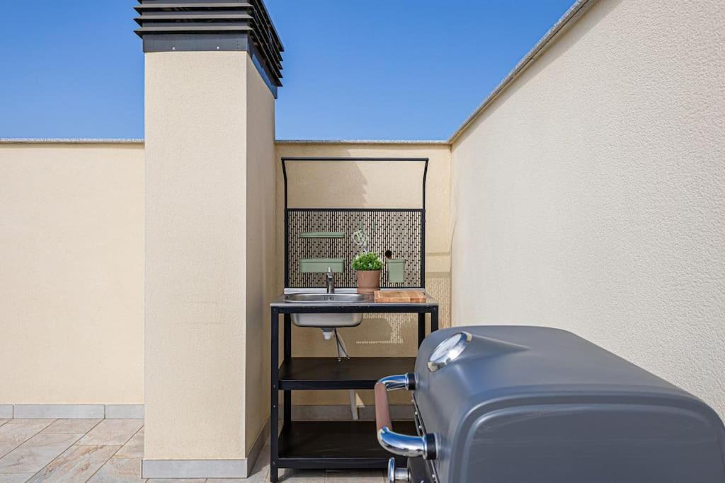 Marinsa Beach,3 bed penthouse photo 3