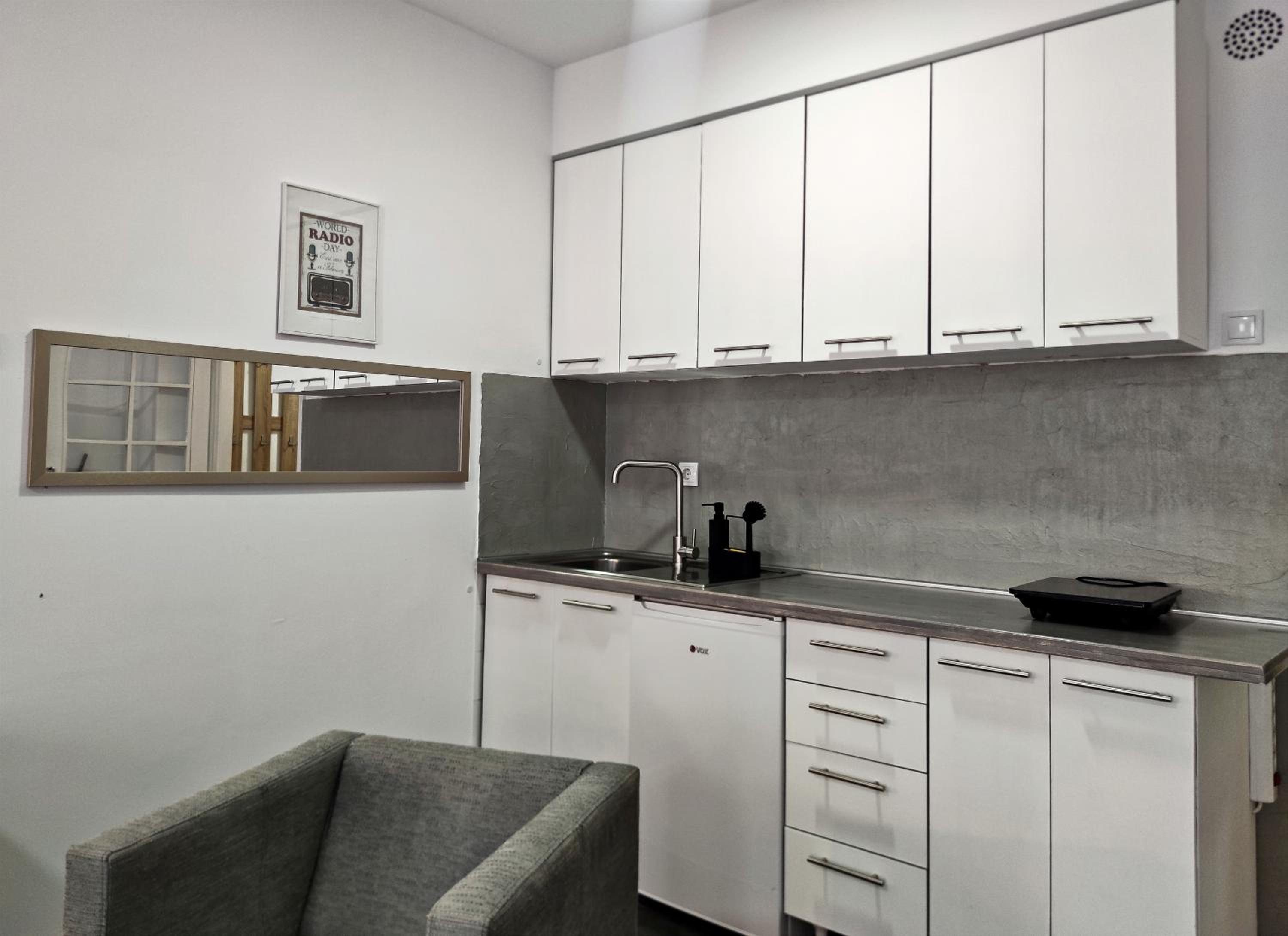 Queen Apartment