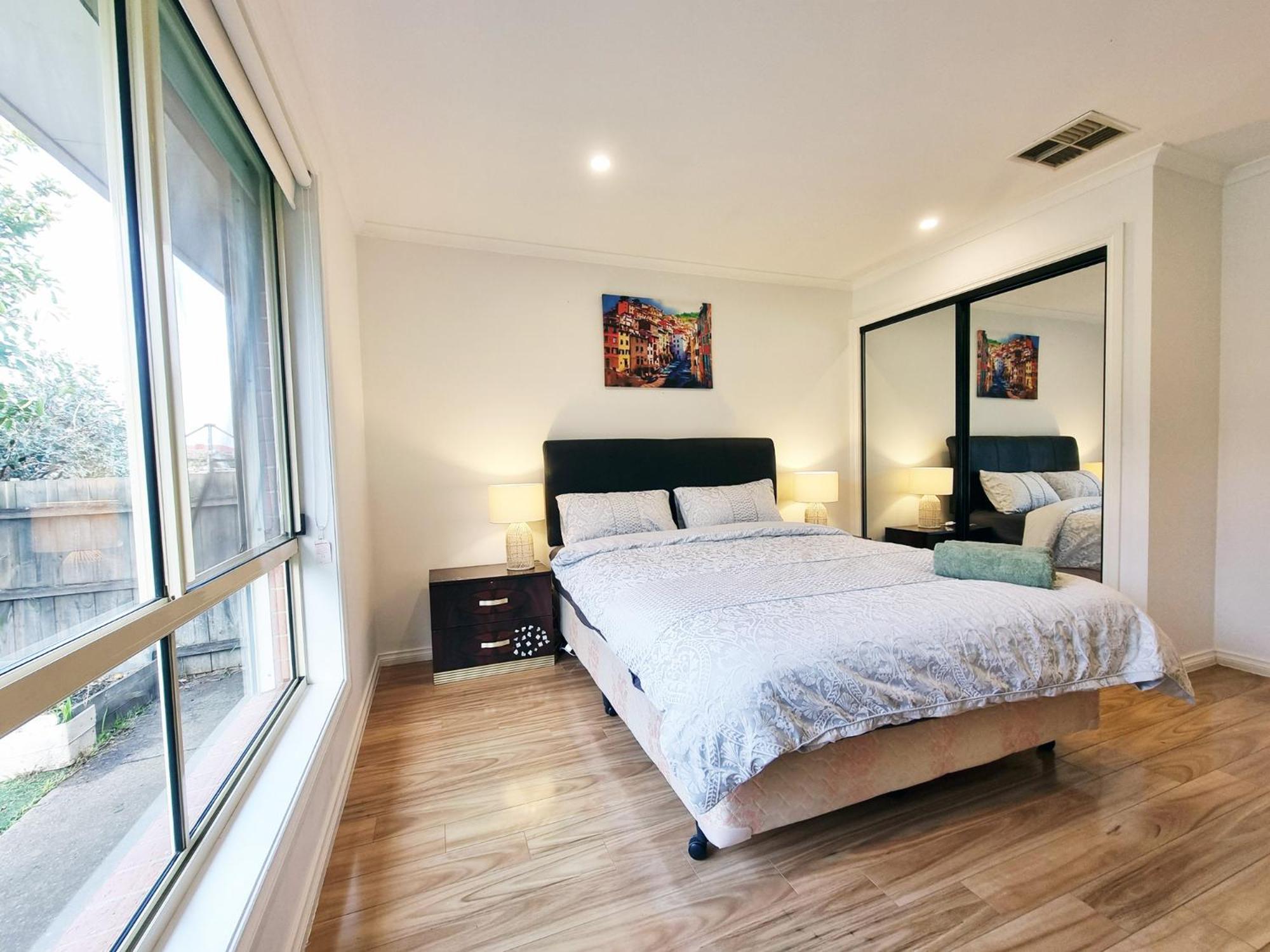 Spacious 5 bedrooms house