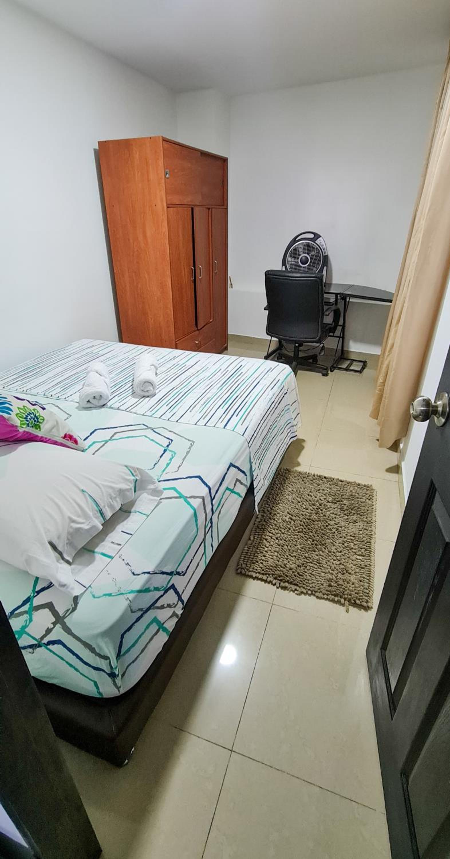 Confort y ubicación Apartamento con estacionamiento cerca al Centro Comercial Chipichape