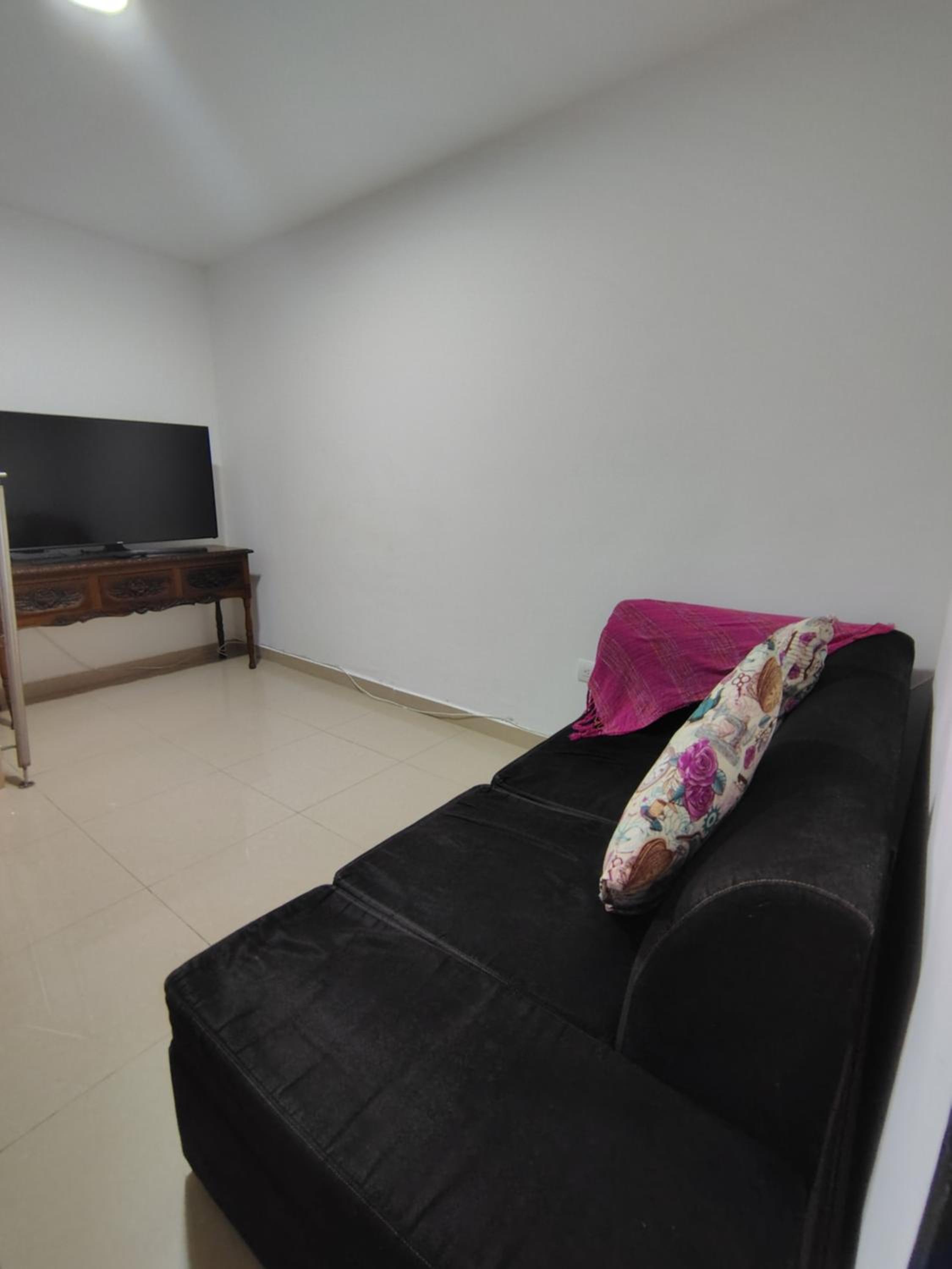 Confort y ubicación Apartamento con estacionamiento cerca al Centro Comercial Chipichape