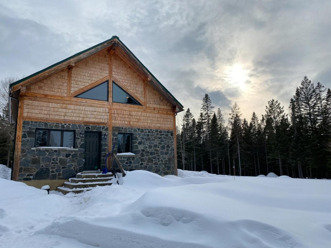 Le Maoli Mini retreat Escape with hot tub