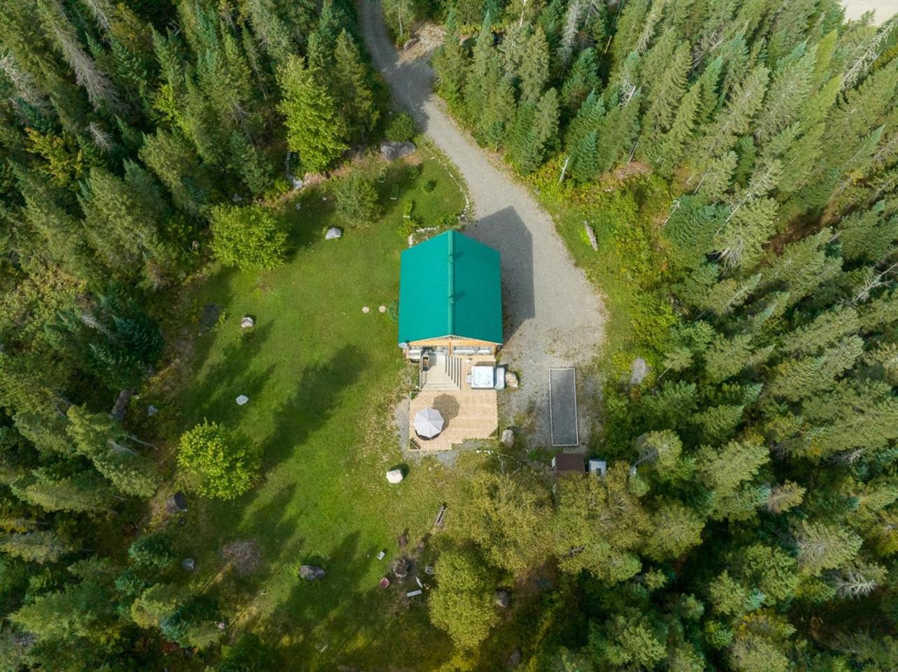 Le Maoli Mini retreat Escape with hot tub