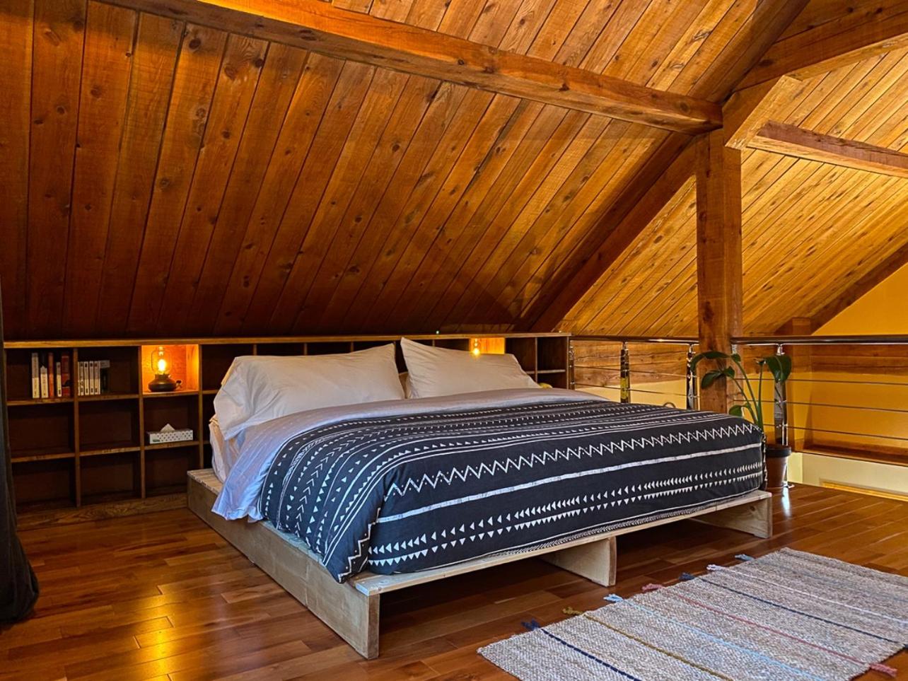 Le Maoli Mini retreat Escape with hot tub