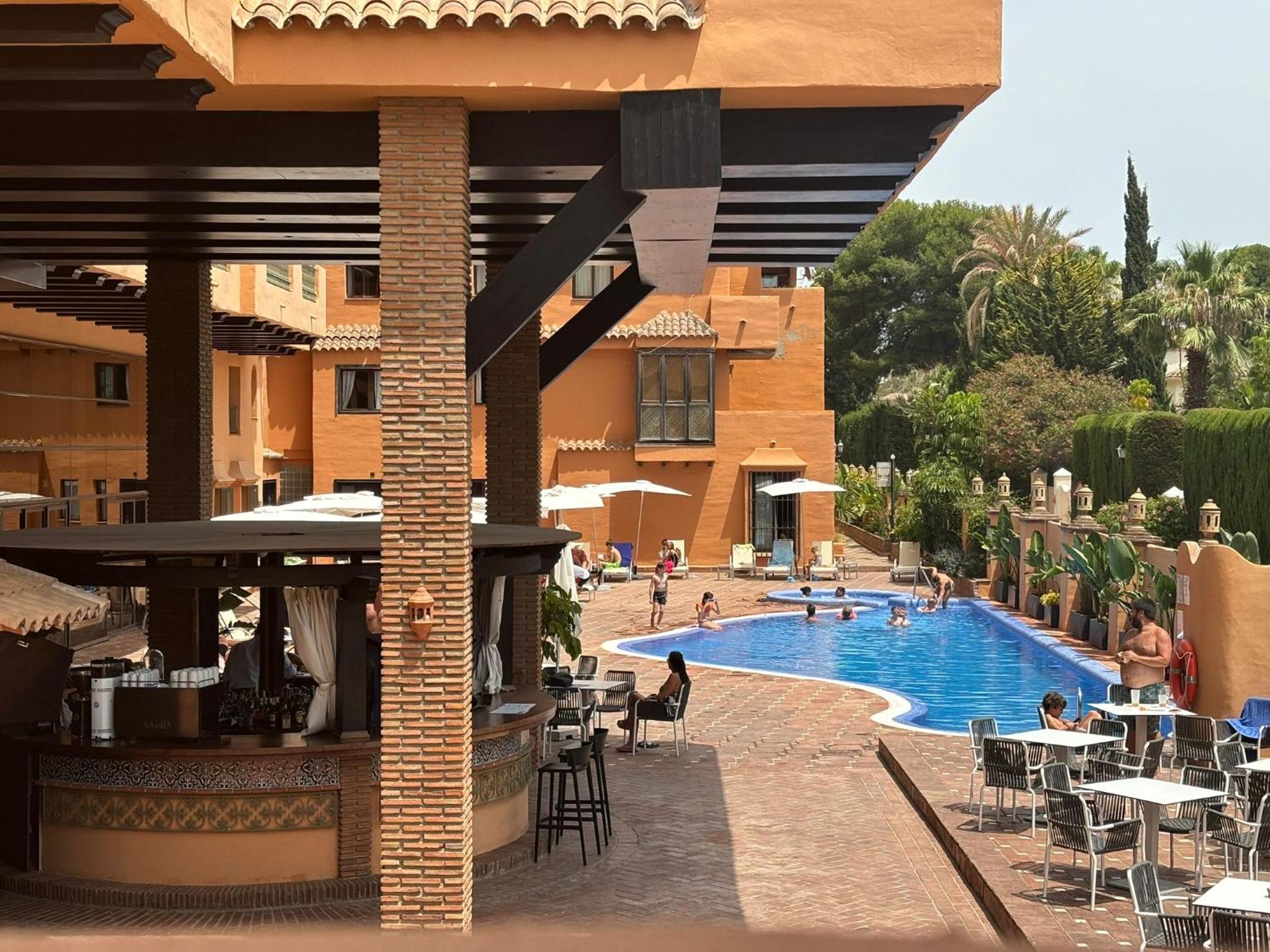 Charming Apartment Paraiso Beach