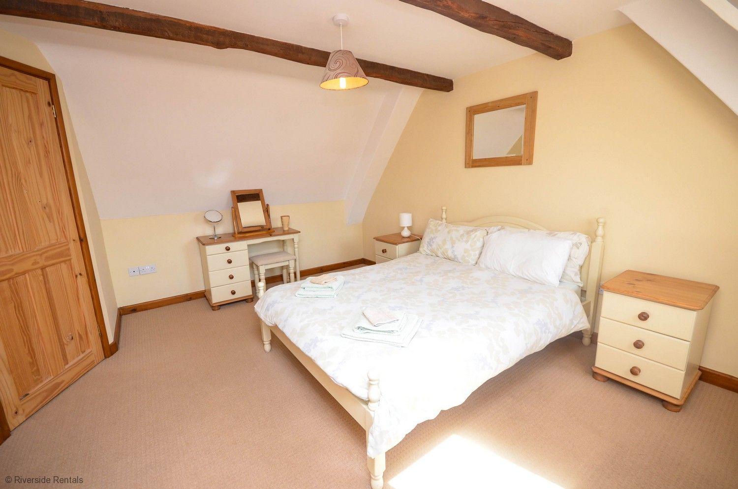 Fennel Cottage - How Hill - Private Fishing Lake for complex view 4