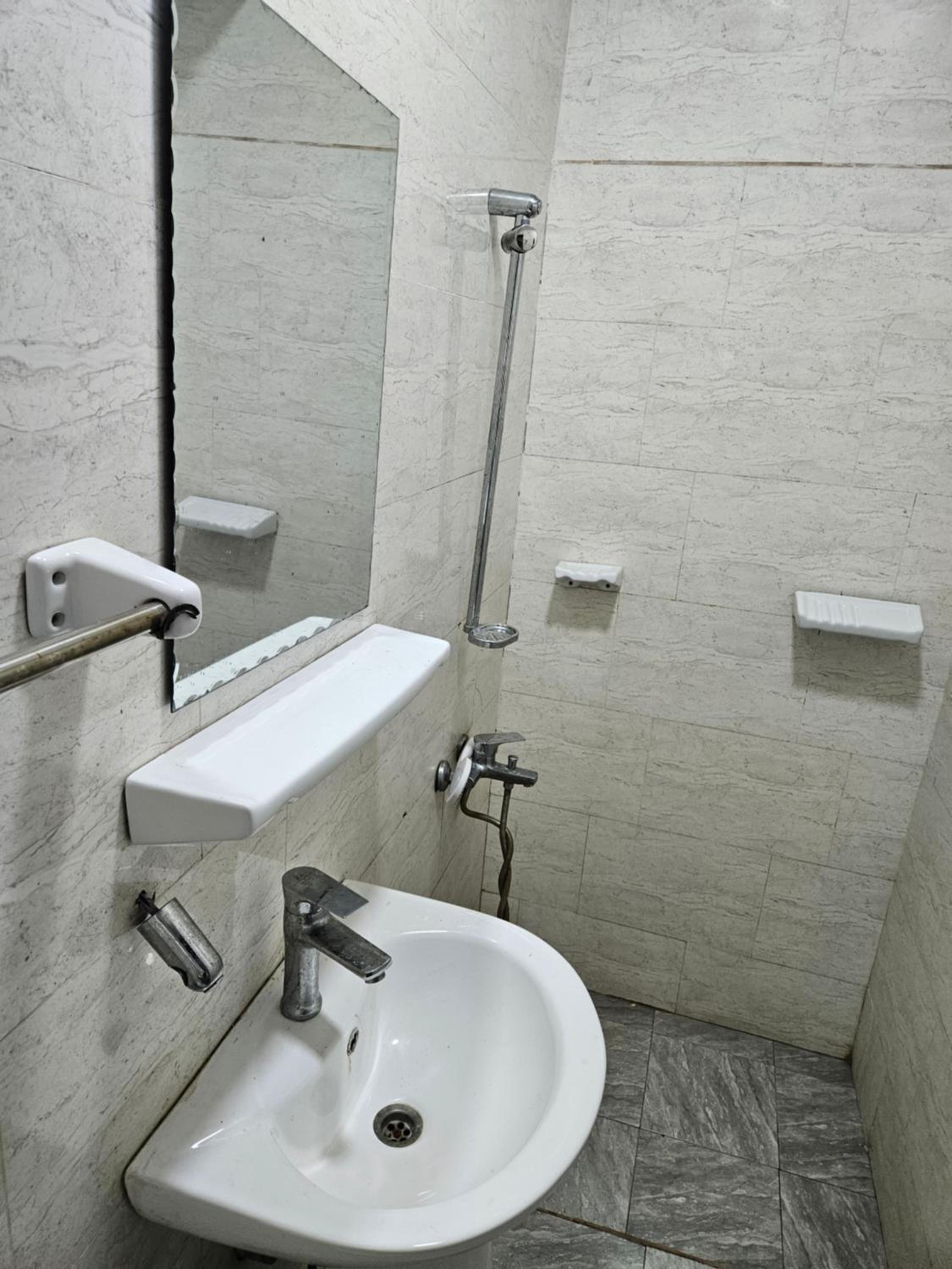 RESIDENCE DAVAROX Gombe