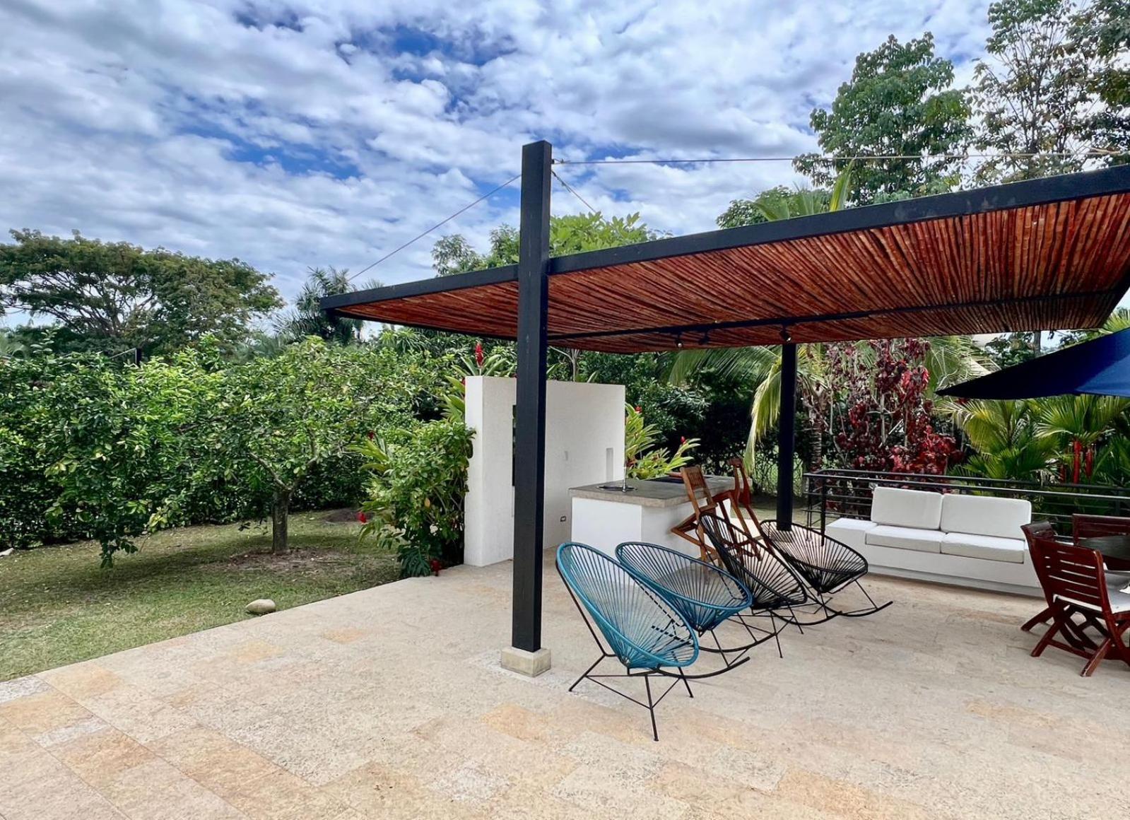 Casa campestre Solé mediterranea con piscina en Anapoima