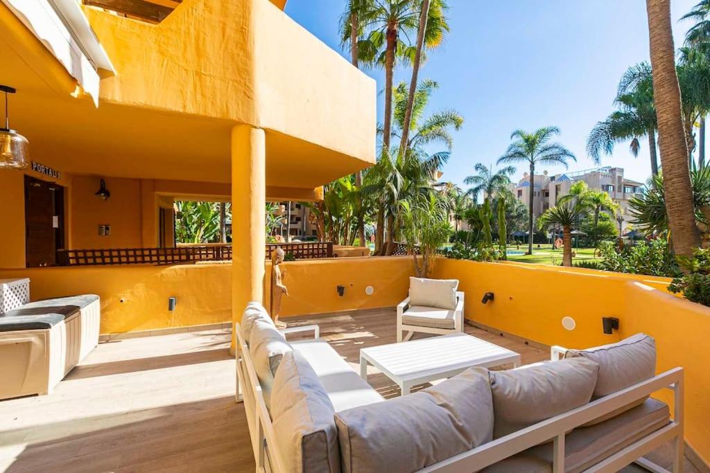 Superb Costalita in Beachfront complex RDR406 view 3