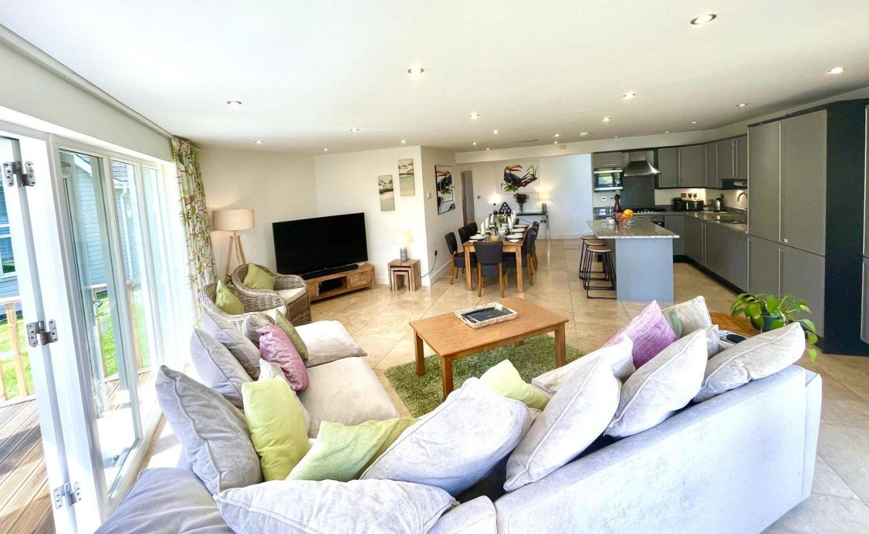 Trewhiddle Retreat V12 by Together Travel - Luxury 4-Bedroom Villa view 3