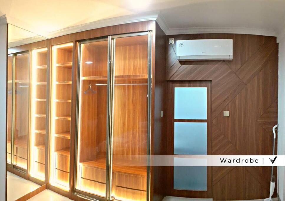 Palm Spring Batam 3 Bedroom view 2