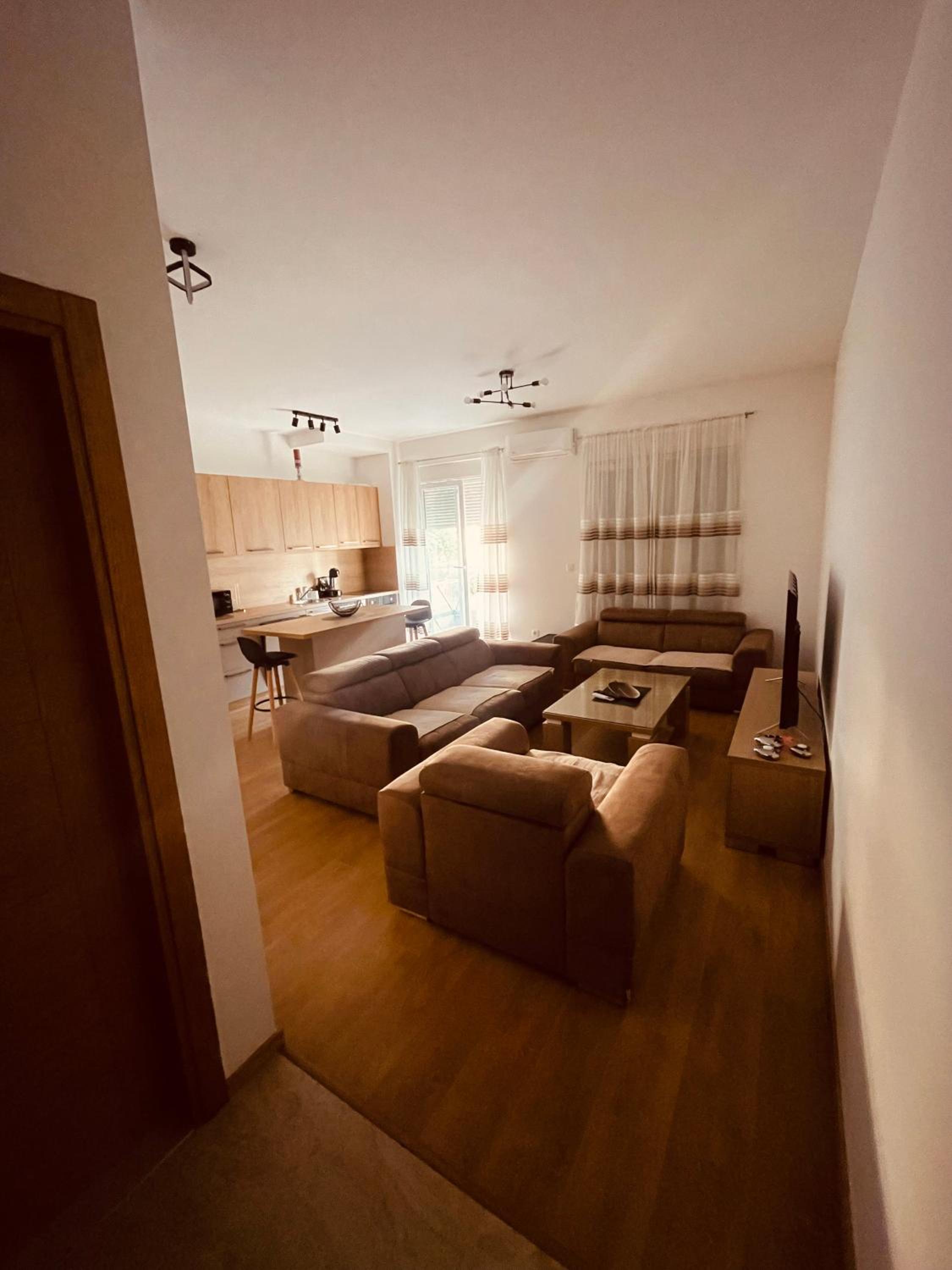 Budva Apartment with parking