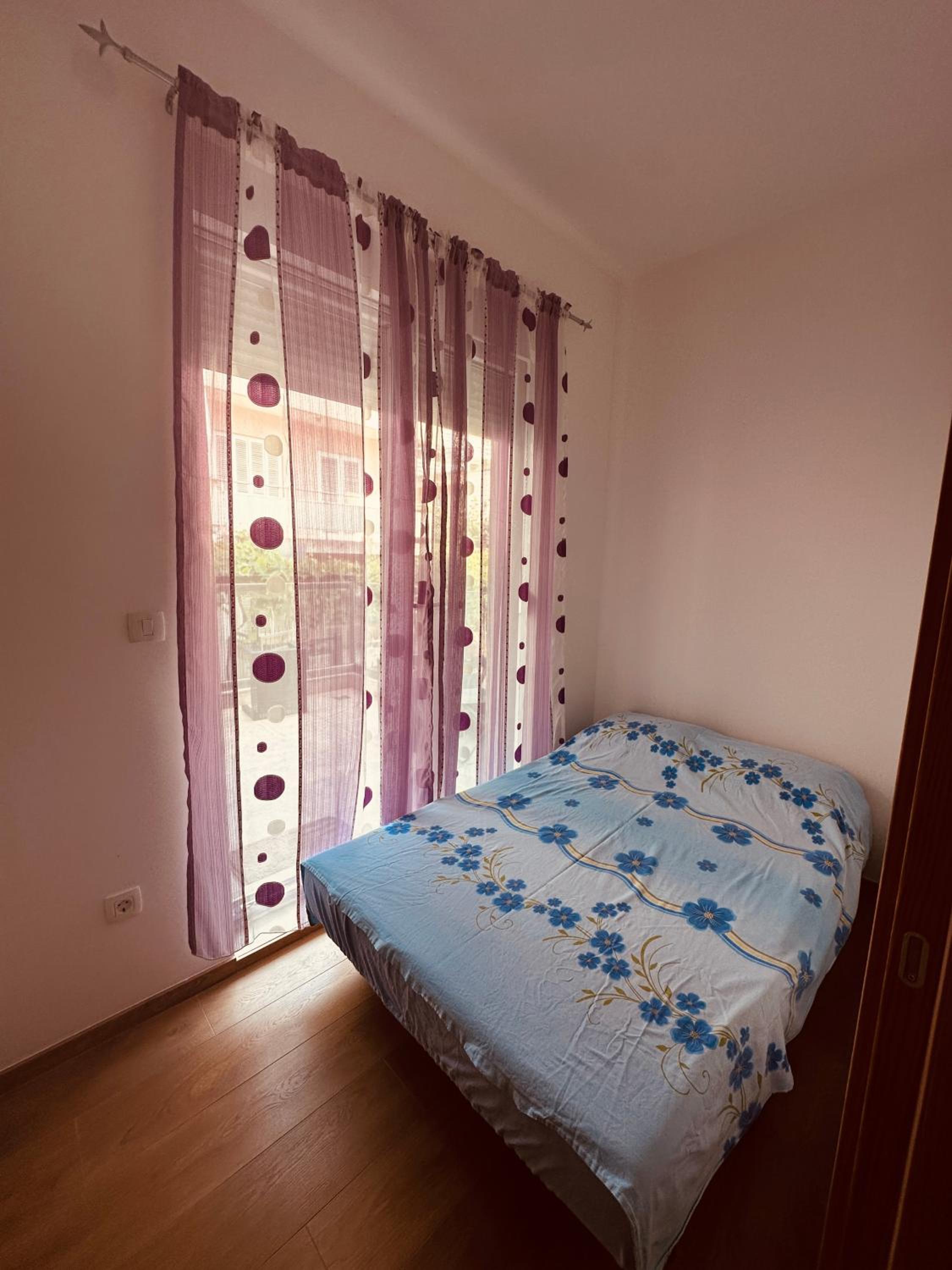 Budva Apartment with parking
