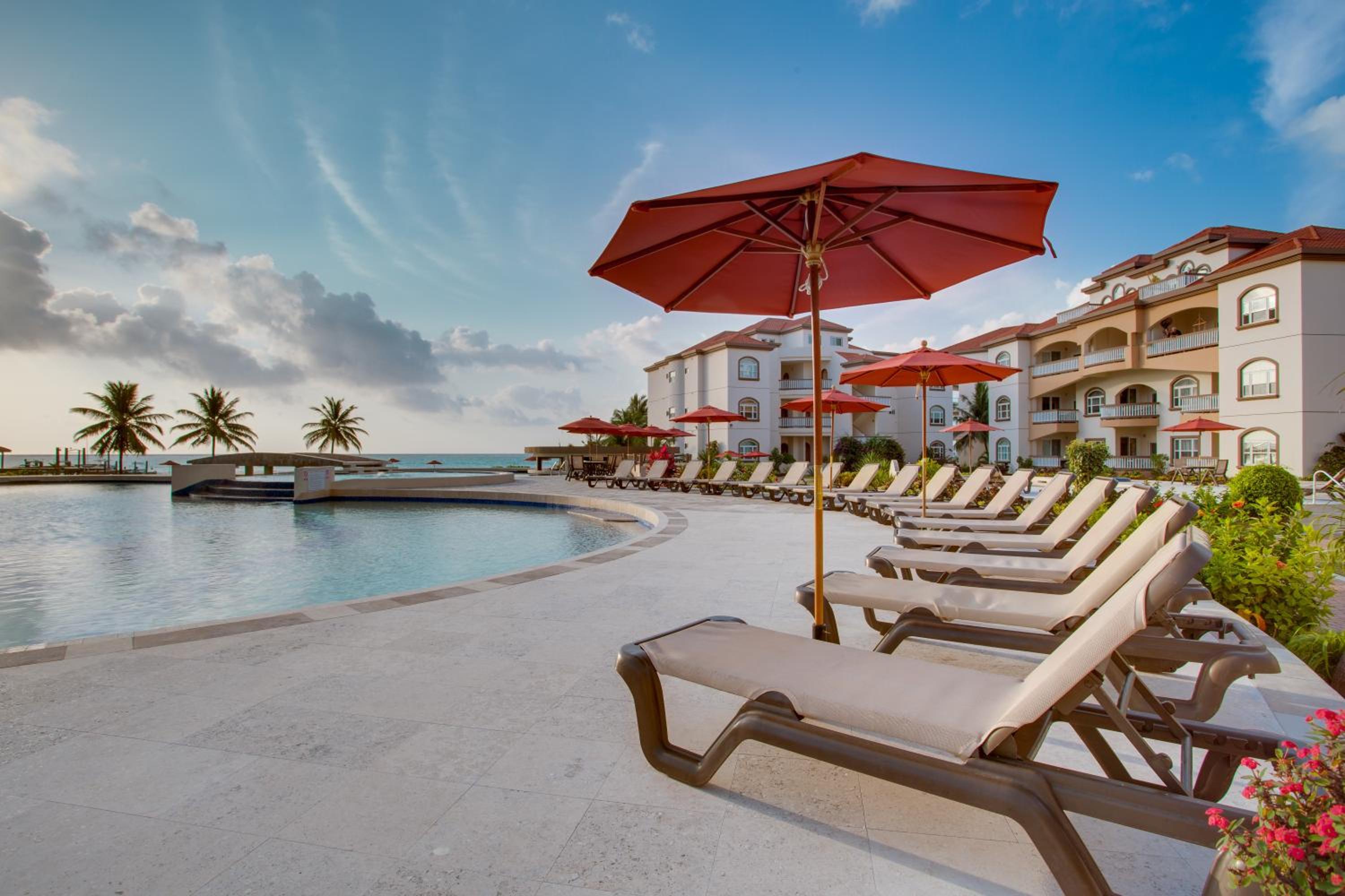Grand Caribe Belize