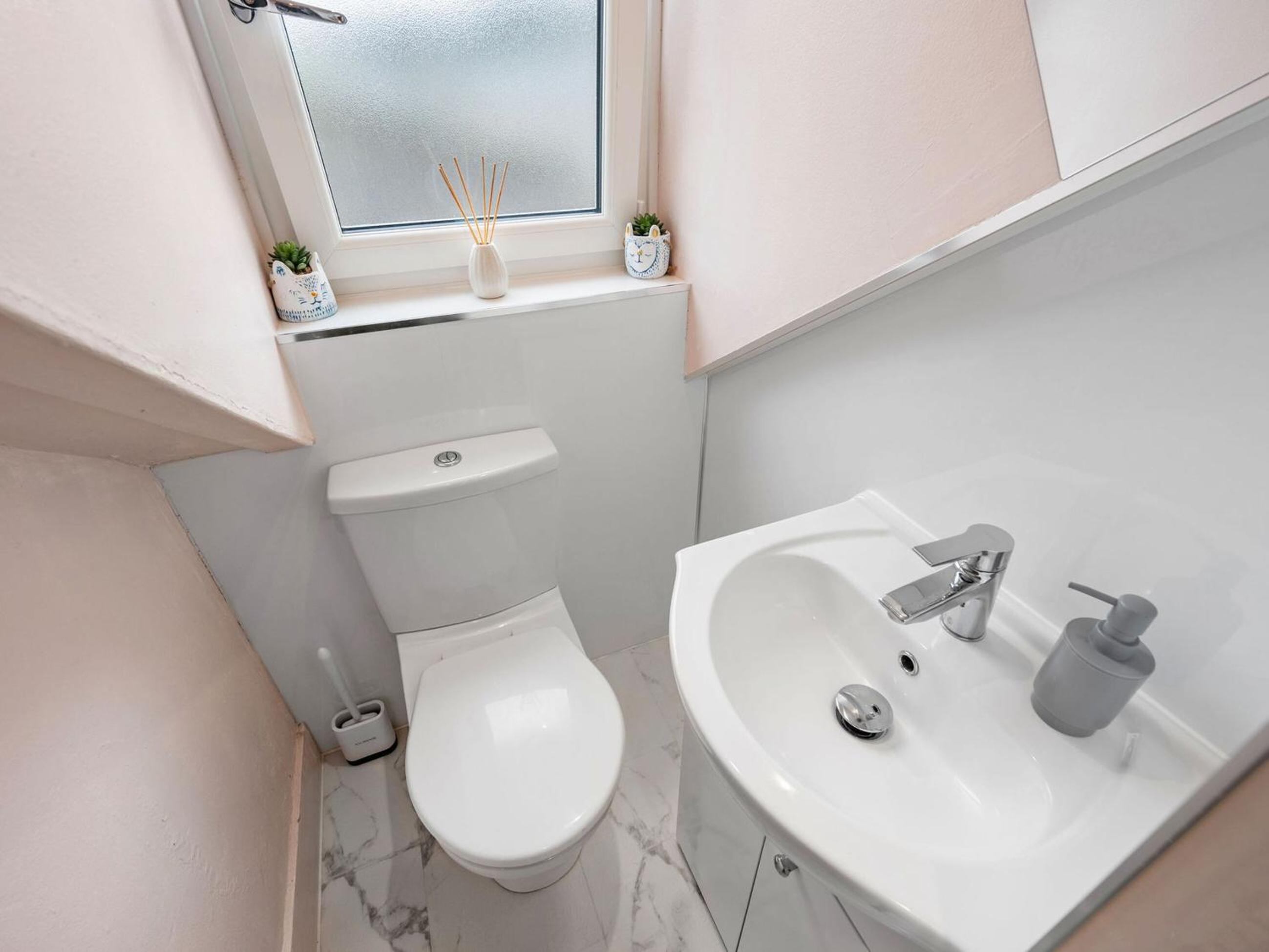 Westbay Apartment