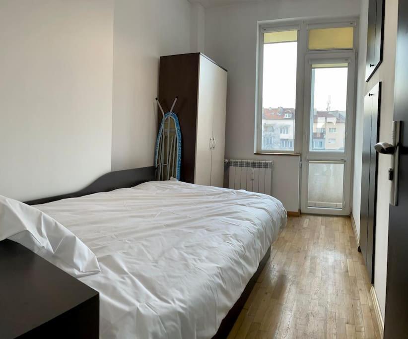 2BD on Vitosha Street by Cosher