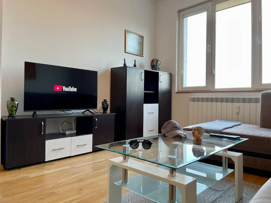 2BD on Vitosha Street by Cosher