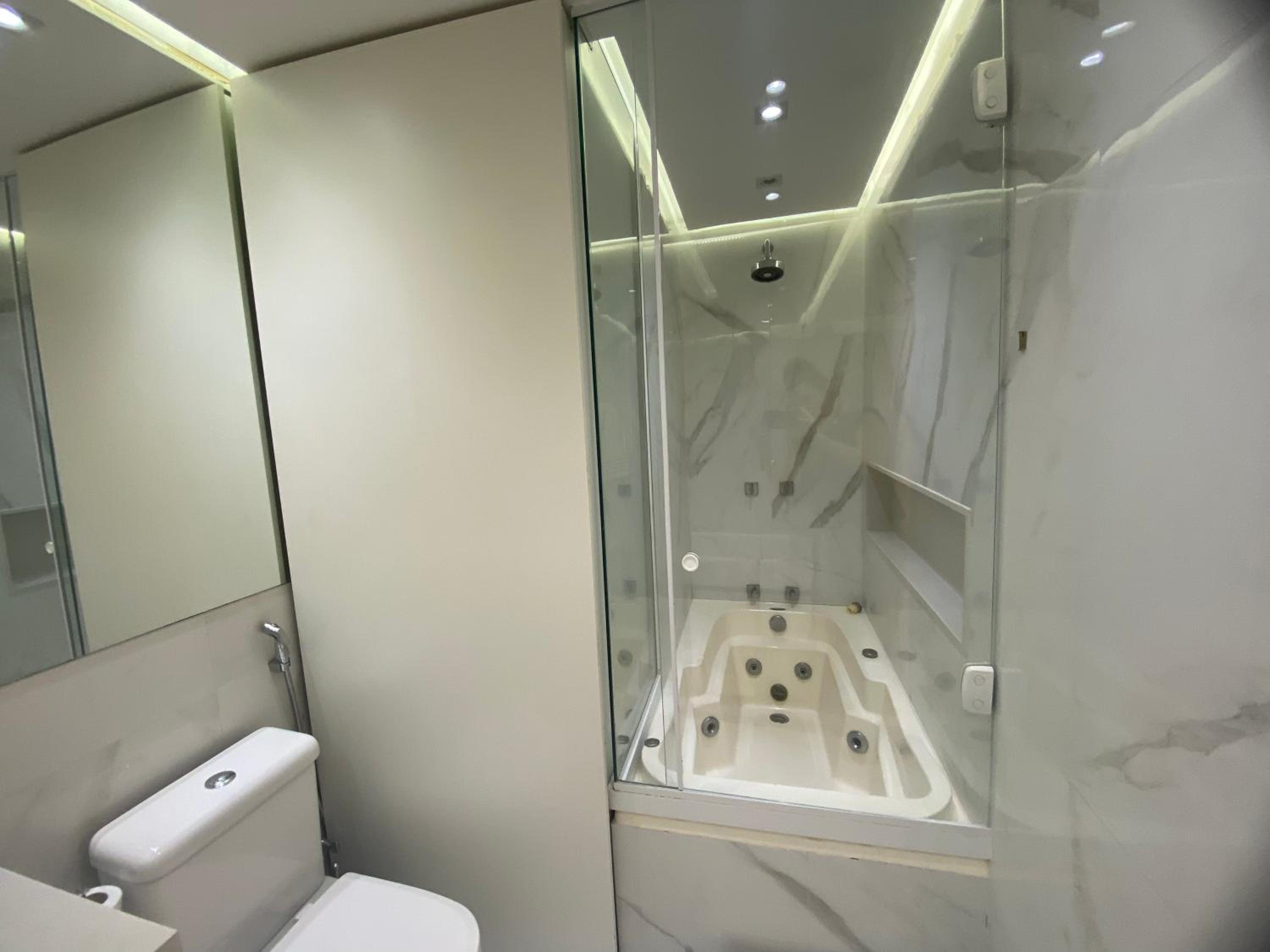 Apartamento Luxo Requinte 30 mts da Praia da Barra Posto 8