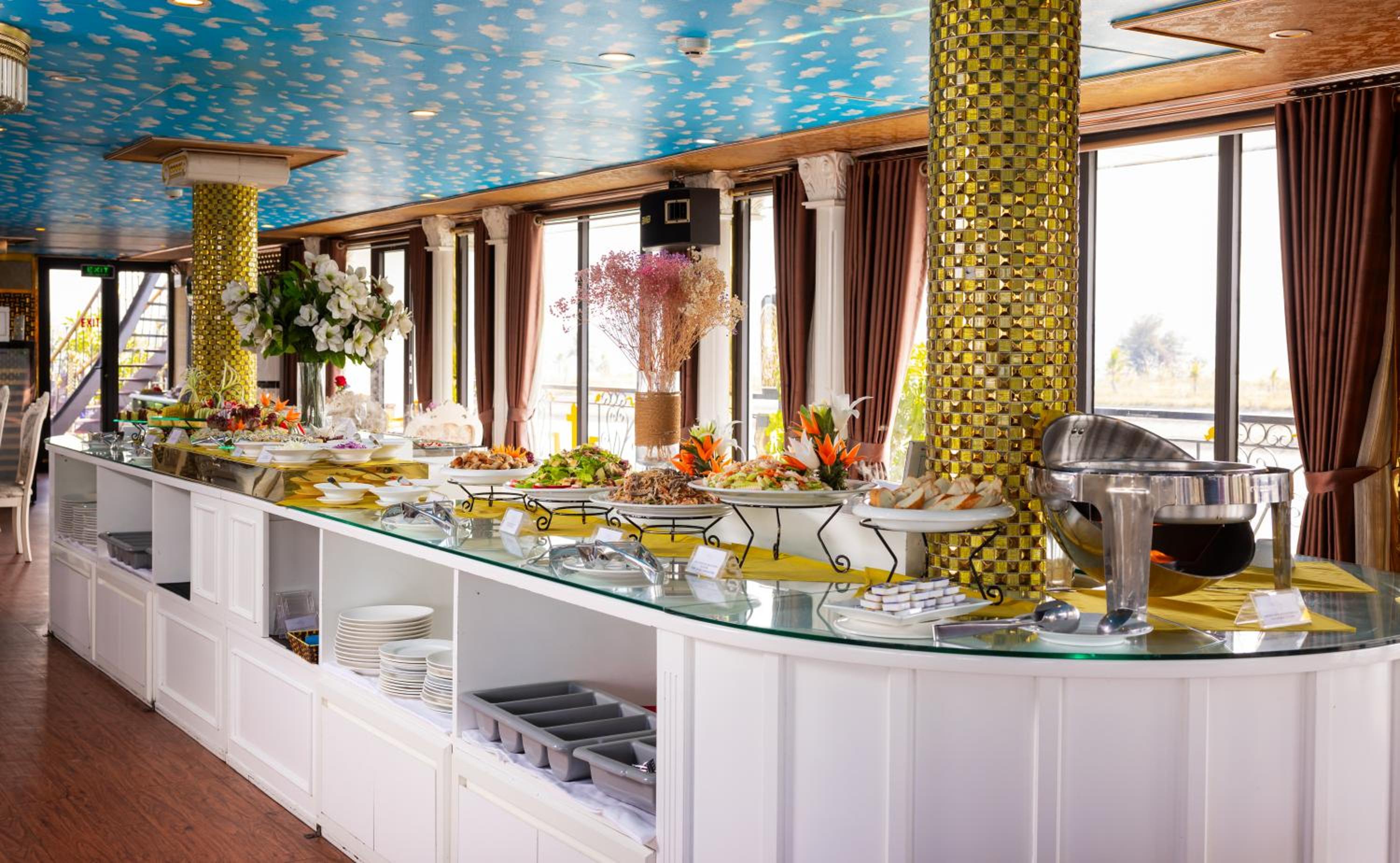 HaLONG AQUAMARINE ROYAL CRUISE