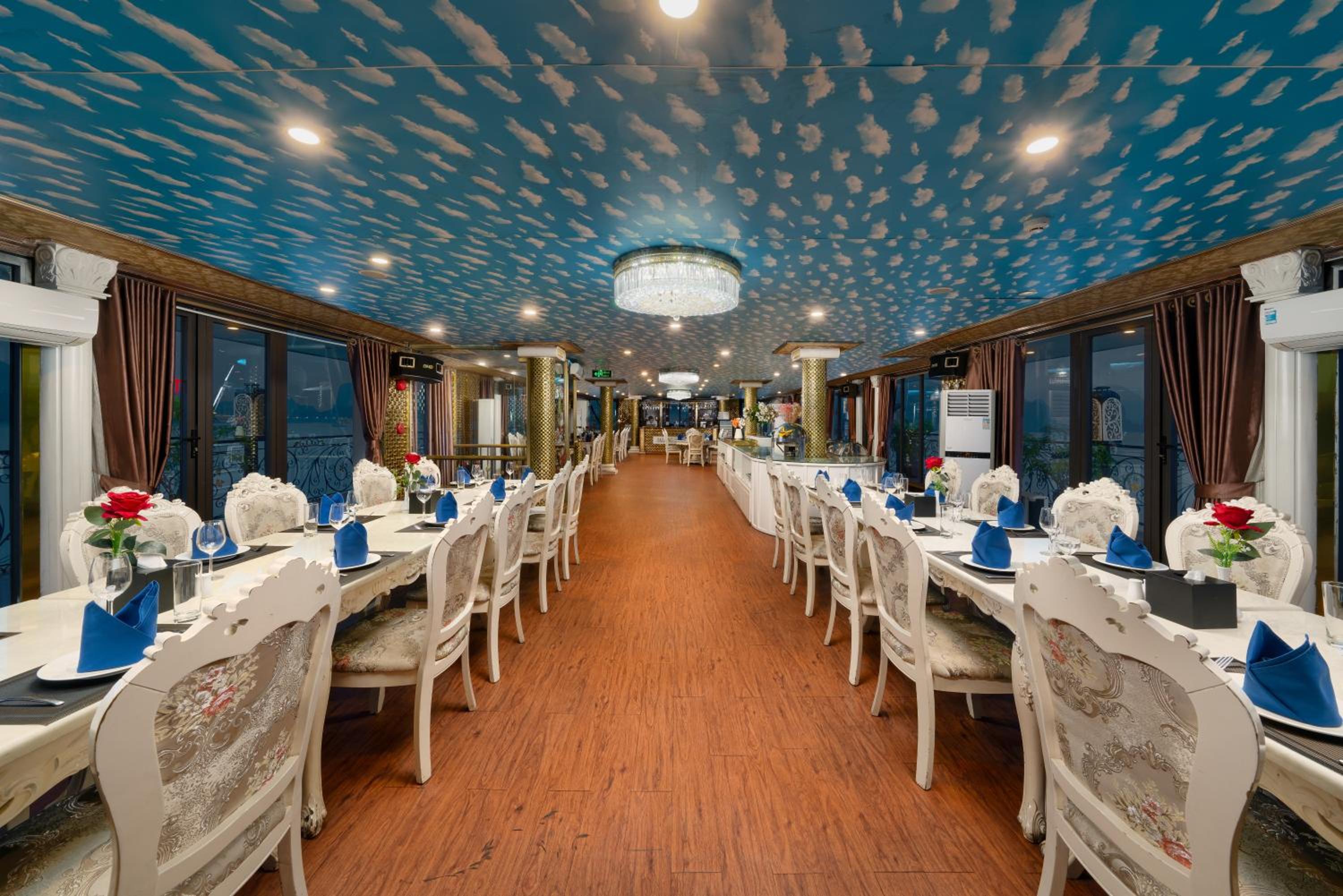 HaLONG AQUAMARINE ROYAL CRUISE