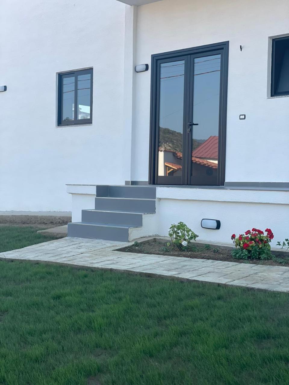 Karafili House