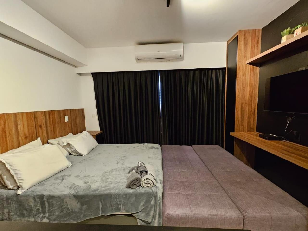 Studio novo junto a liberdade com garagem