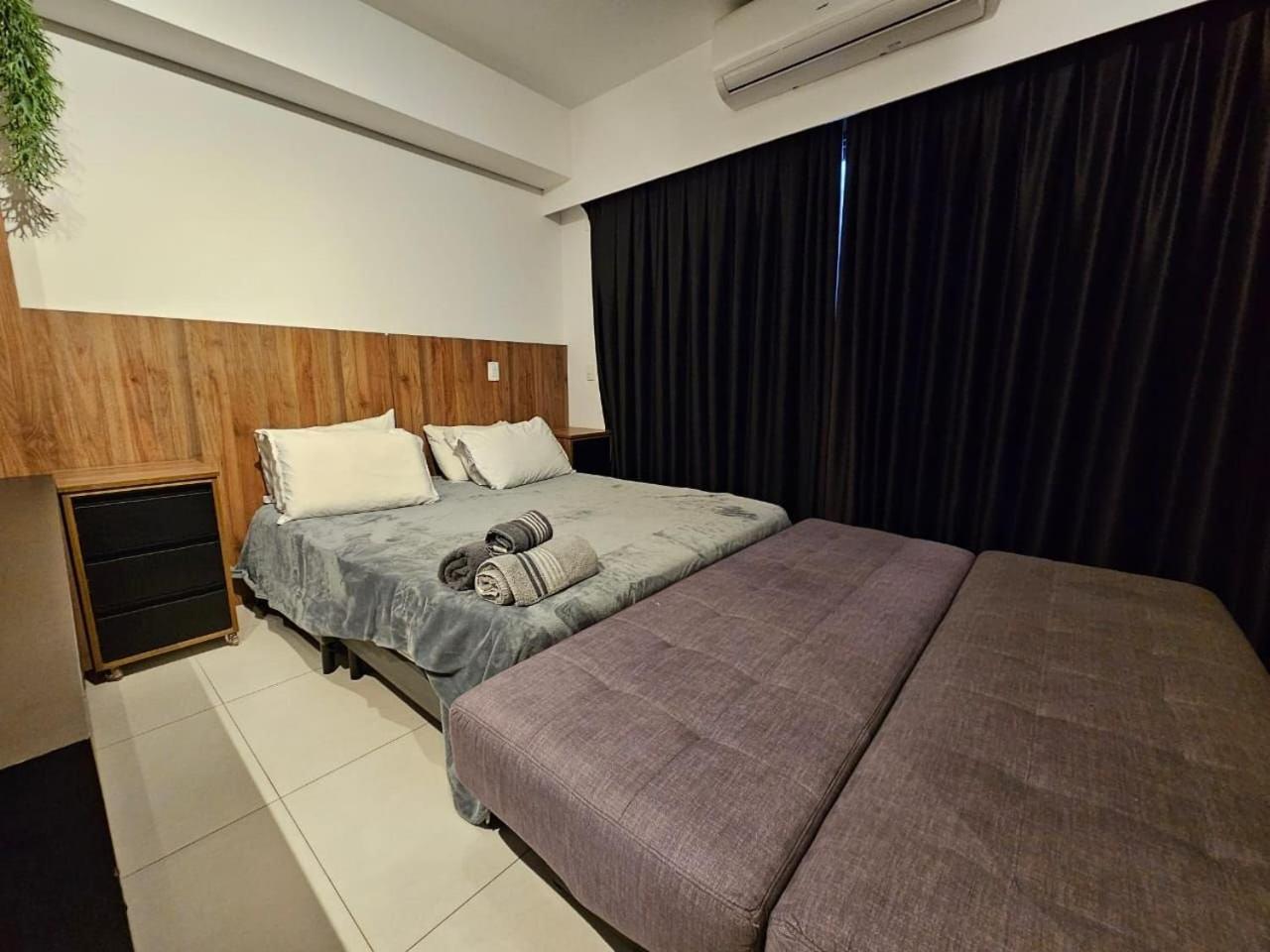 Studio novo junto a liberdade com garagem