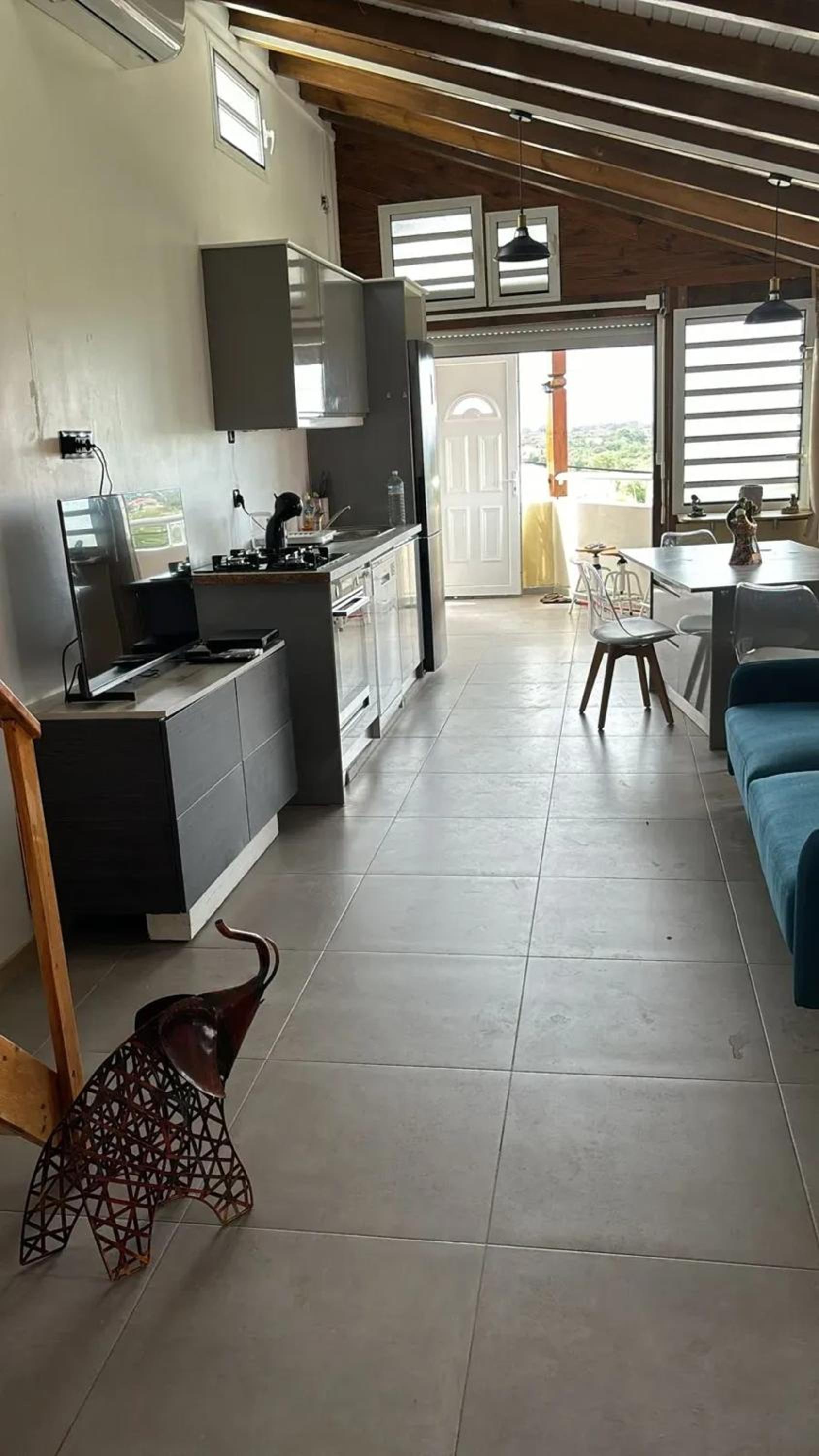 Appartement confortable a Saint Francois 57 m² vue mer view 4