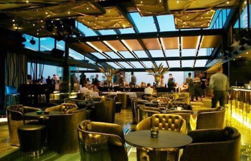 VIP Apartment HARD ROCK Cafe