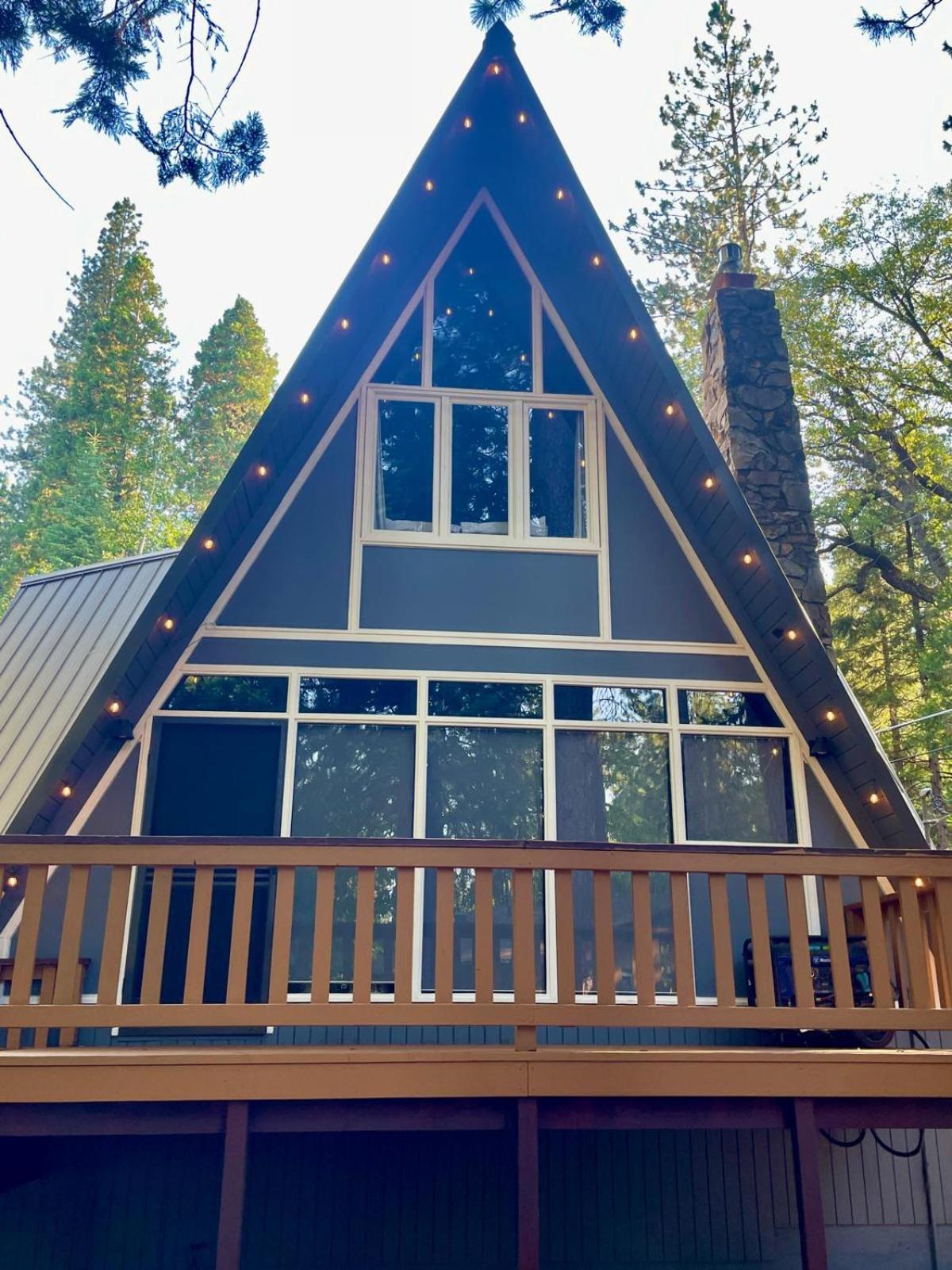 Cozy Chalet - Hot Tub with Meadow Views - Family & Pets, Fire Pit & BBQ view 4