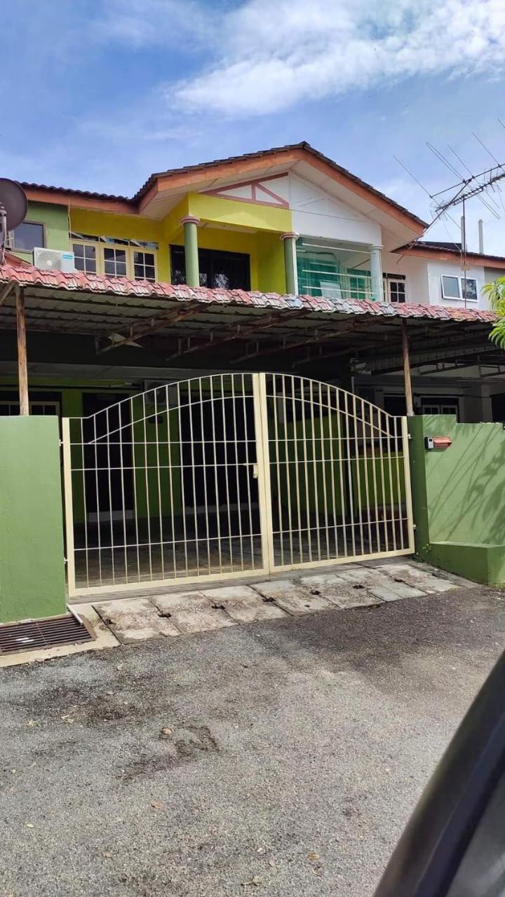 RS Homestay Gerik photo 4