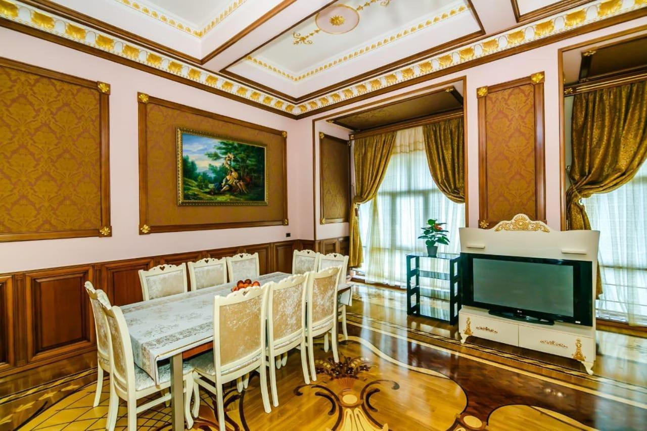VIP Apartment HARD ROCK Cafe