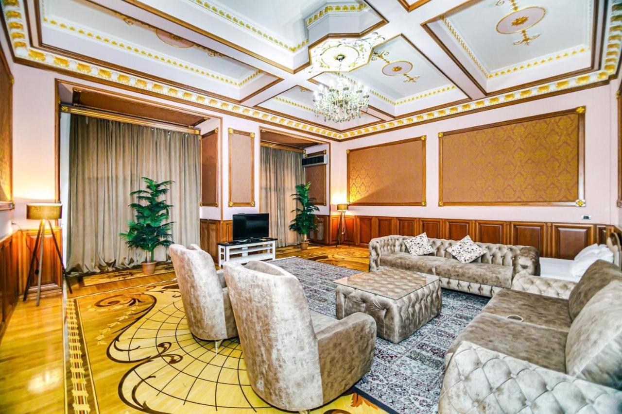 VIP Apartment HARD ROCK Cafe