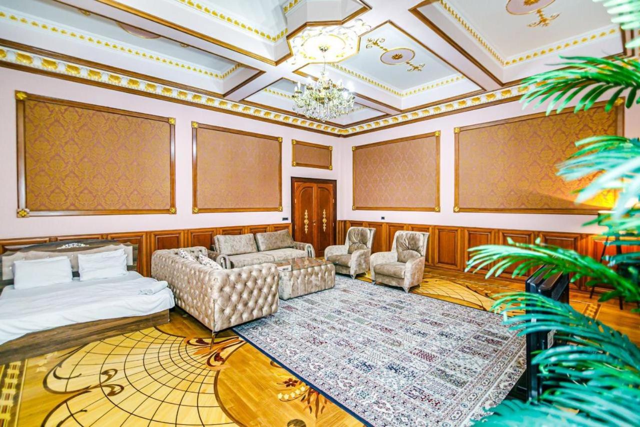 VIP Apartment HARD ROCK Cafe