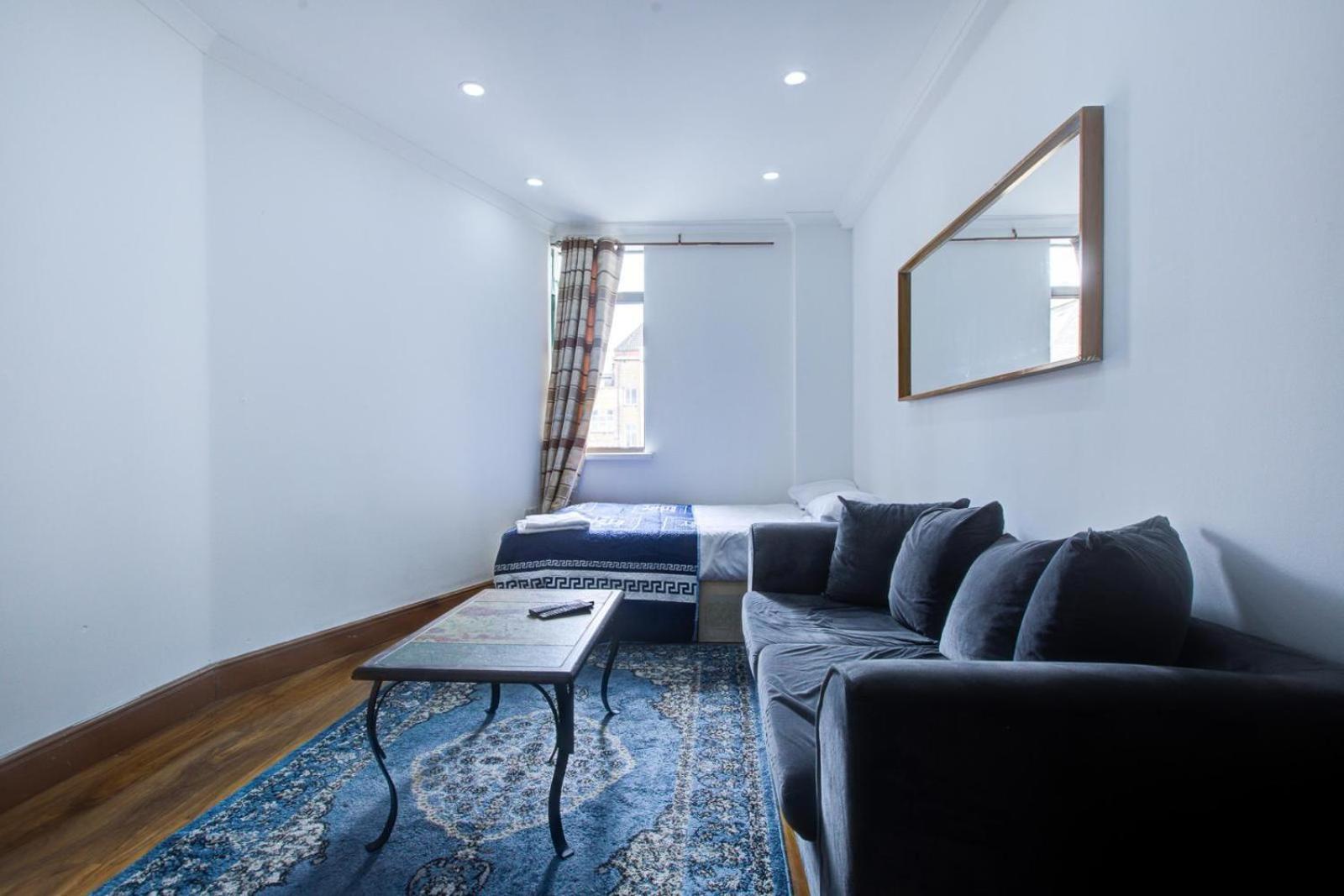 Marble Arch Service Apartment