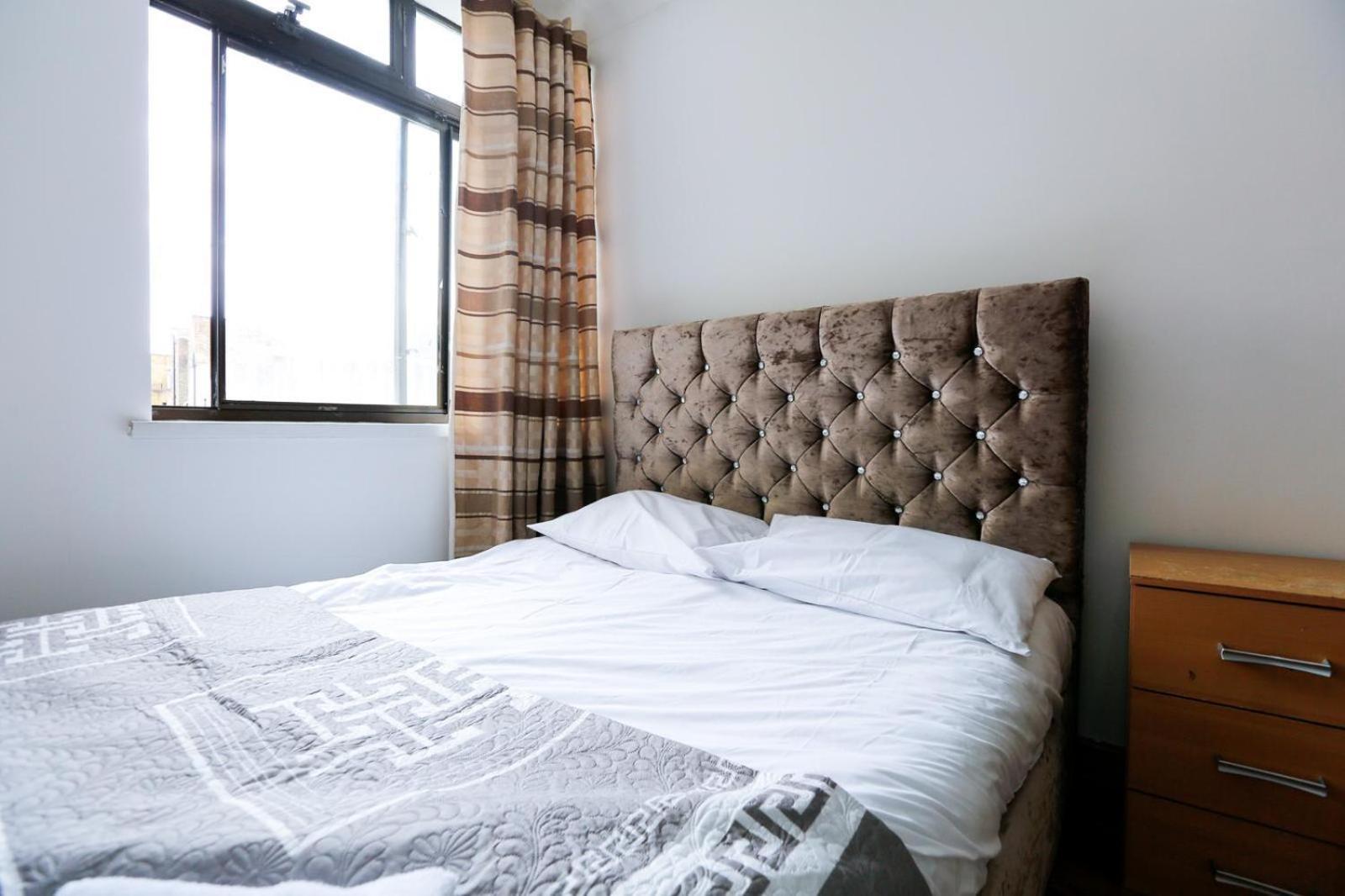 Marble Arch Service Apartment