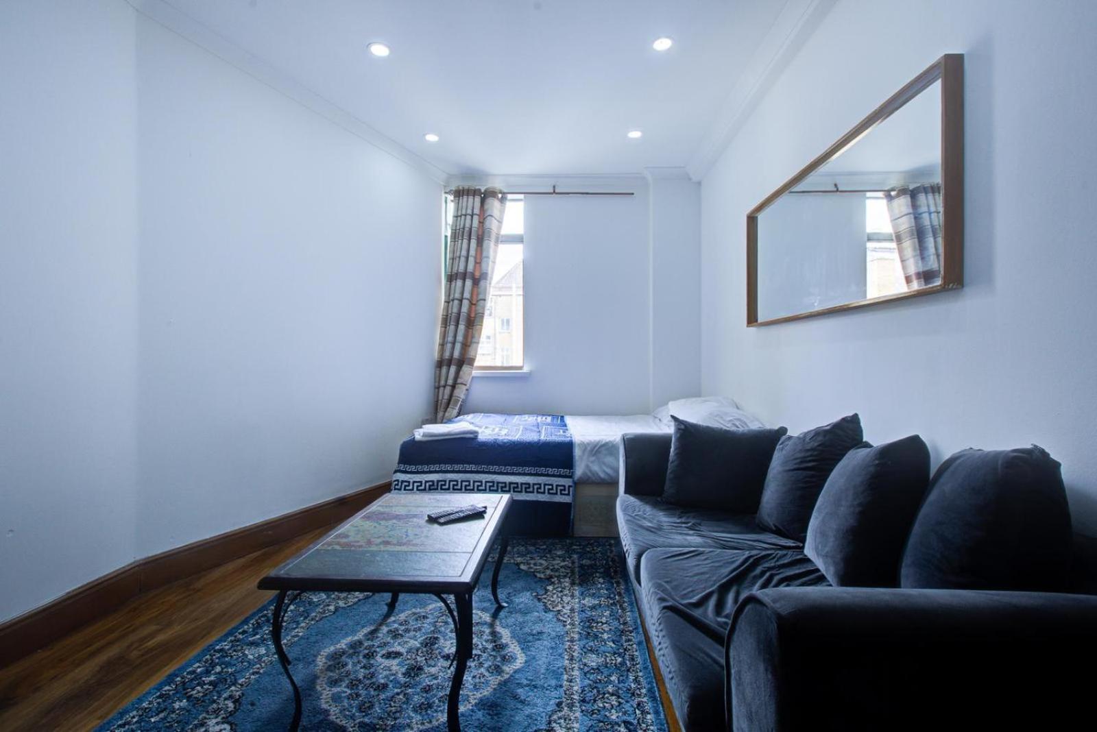 Marble Arch Service Apartment