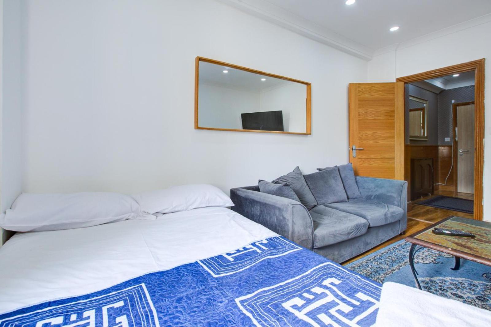 Marble Arch Service Apartment