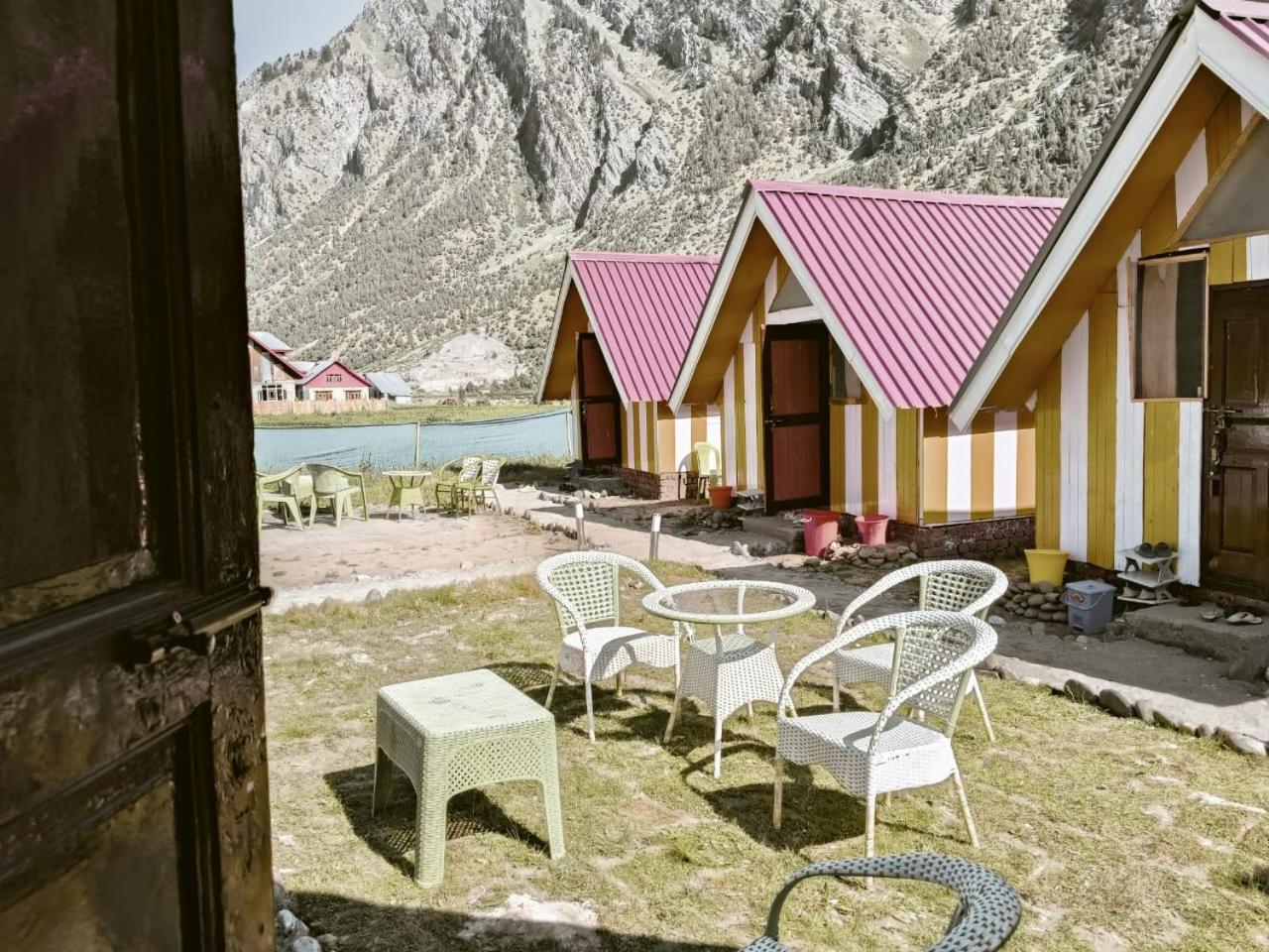 Photo 11