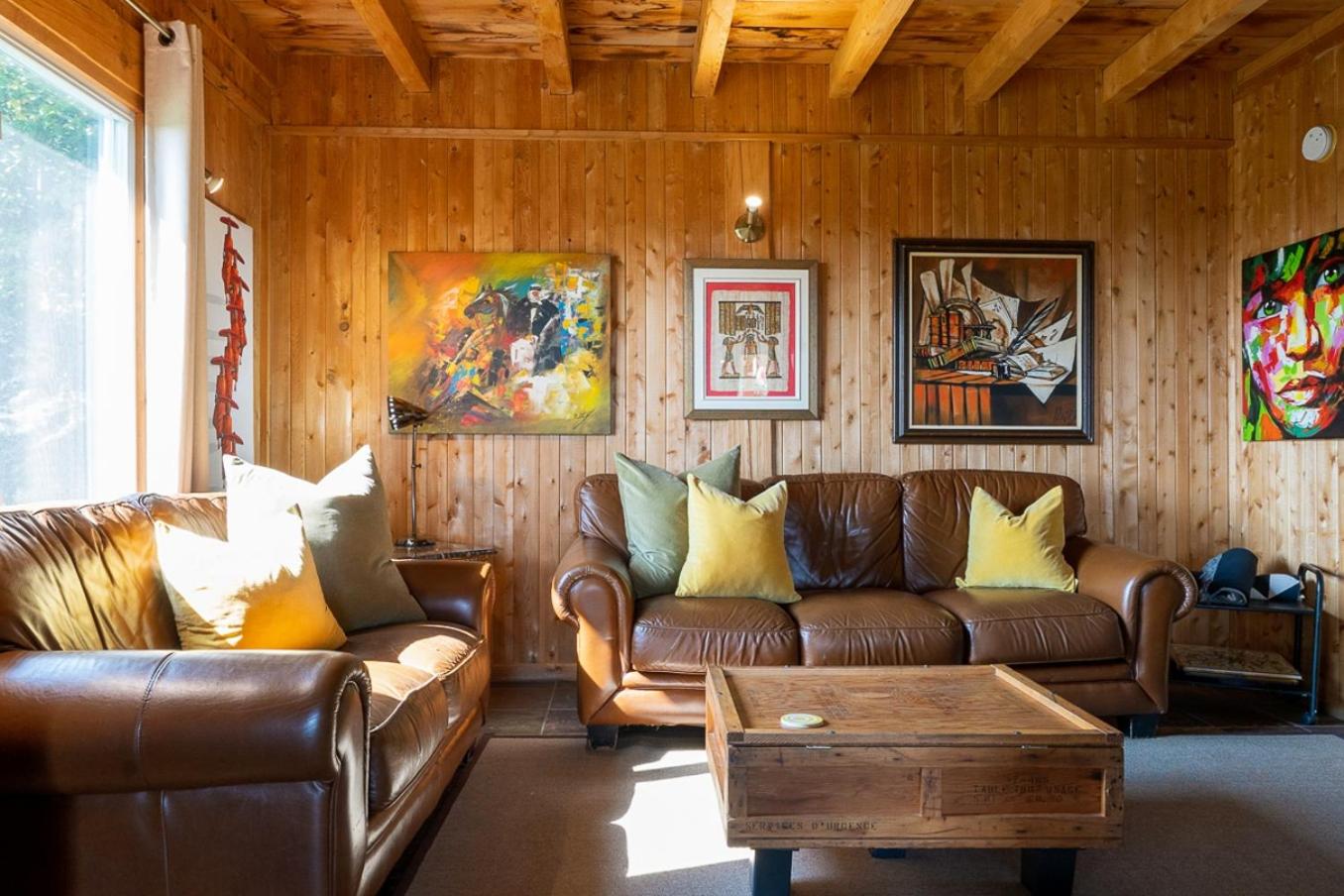 Ô Refuge Classic Chalet, Hot tub & Scenic view