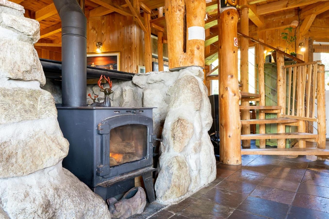 Ô Refuge Classic Chalet, Hot tub & Scenic view