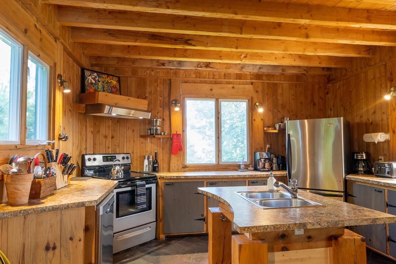 Ô Refuge Classic Chalet, Hot tub & Scenic view