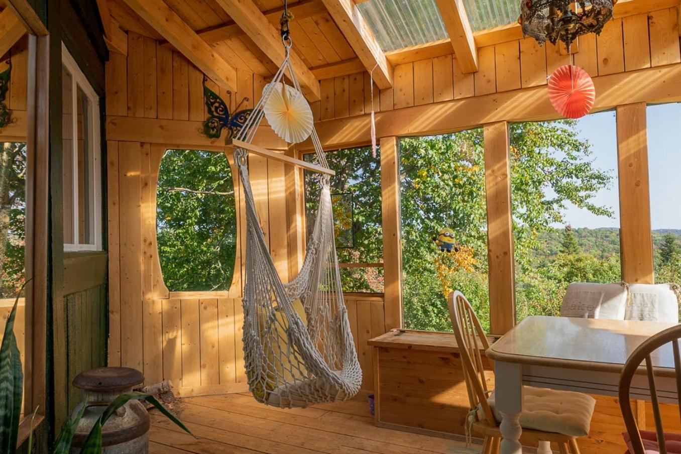 Ô Refuge Classic Chalet, Hot tub & Scenic view