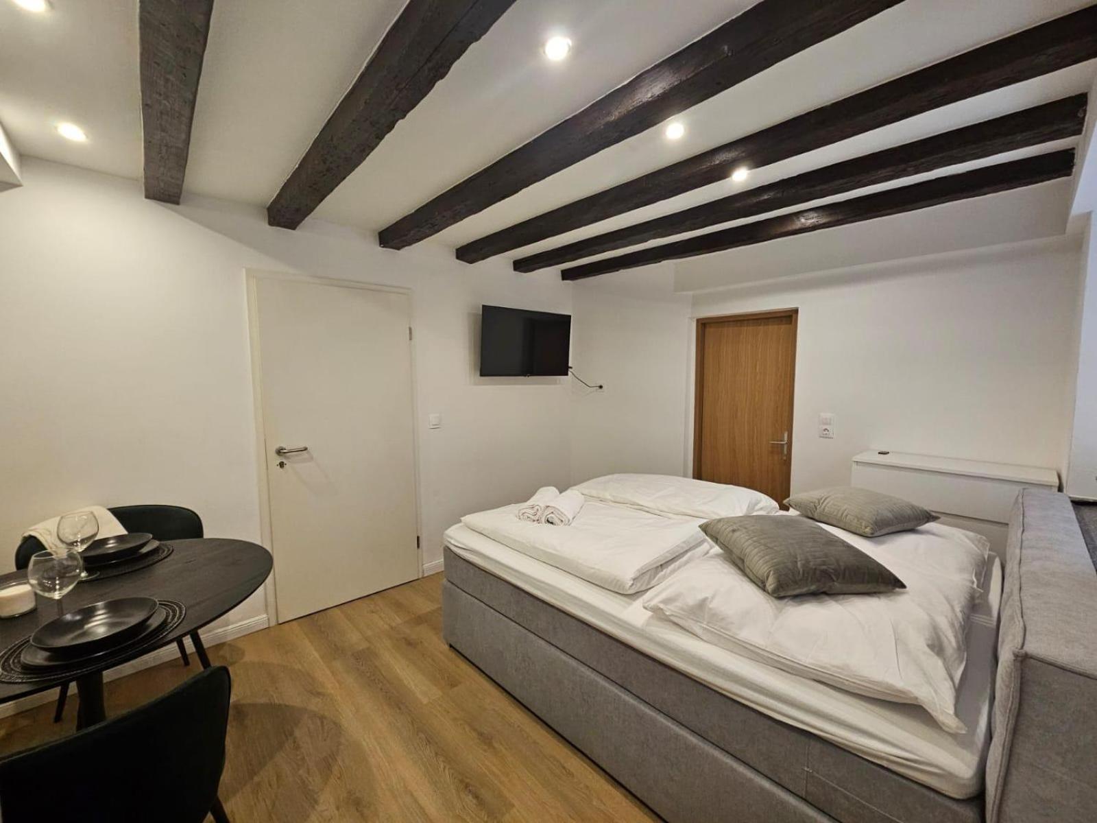 Apartmani Schega