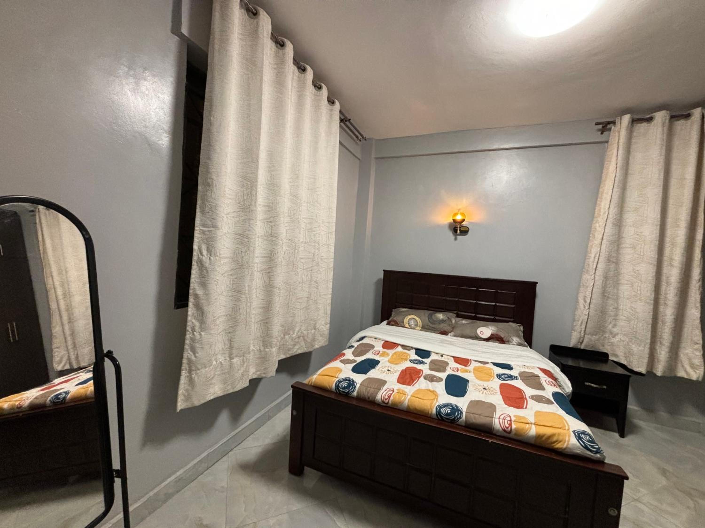 Neat Apartments Wi-Fi & Netflix