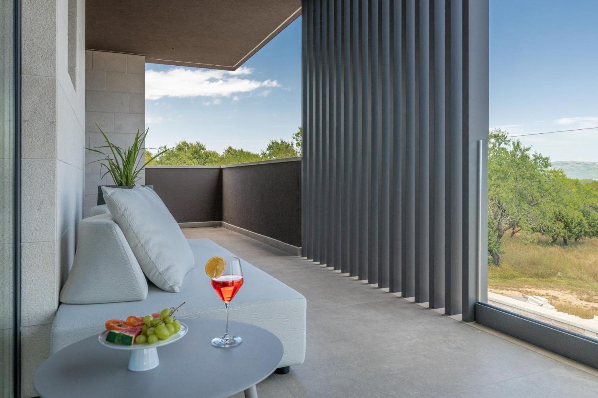 Luxury Villa Teulu with Sea View by Istrabook